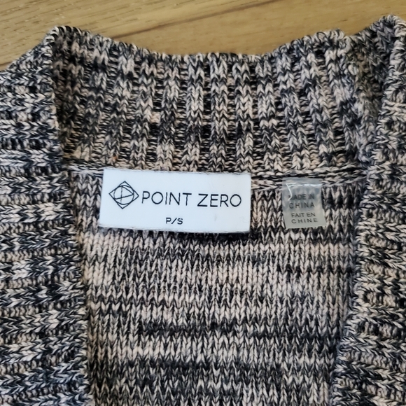 Point Zero Cardigan - Picture 3 of 3